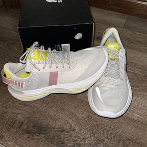 NIB Sorel Explorer Blitz Leisure Lace